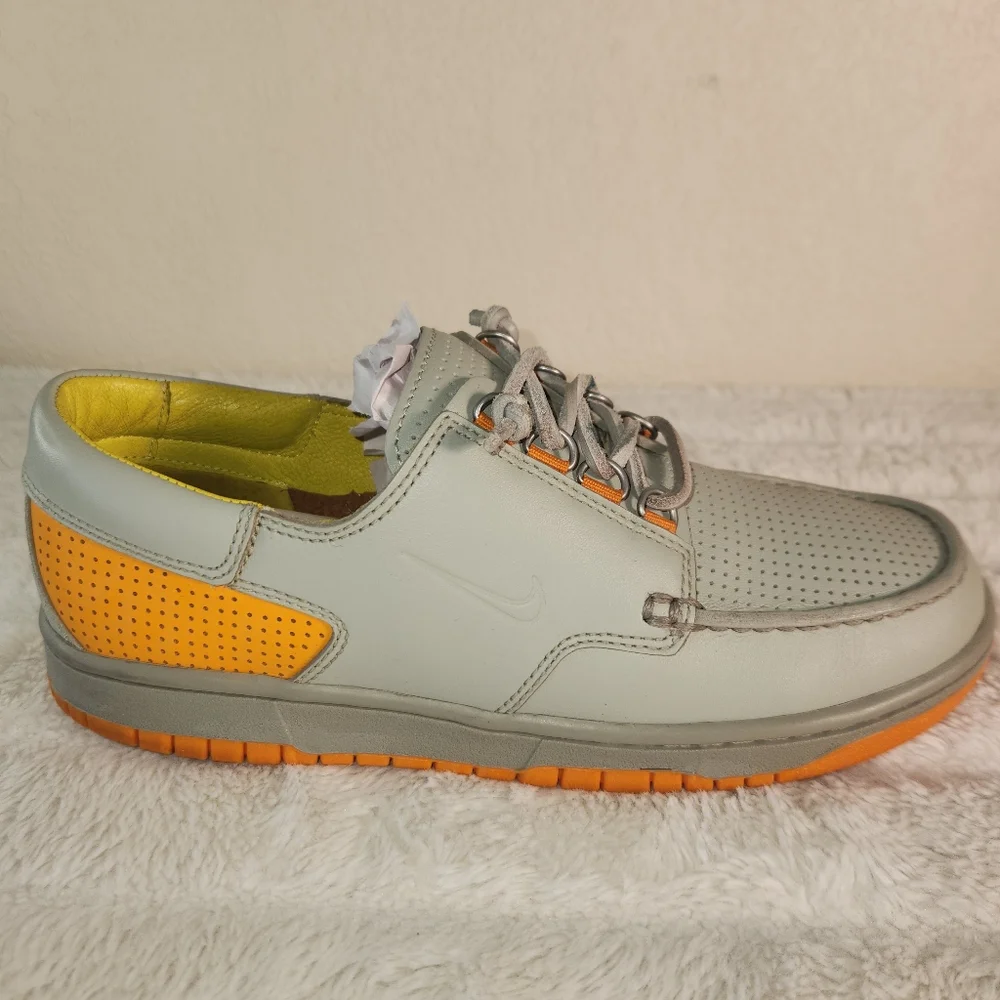 Nike Mad Jibe (313264-081) Gray Orange Retro Boat Shoes Men Size 7.5